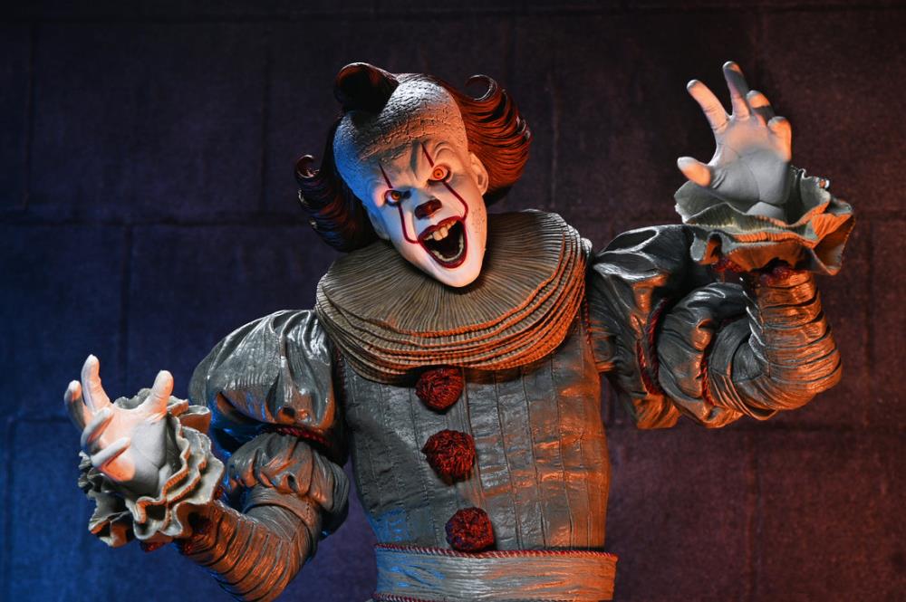 IT: Welcome to Derry Pennywise 1/4 Scale Action Figure