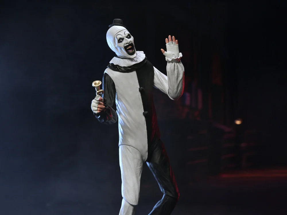 Terrifier Art the Clown 1/4 Scale Action Figure