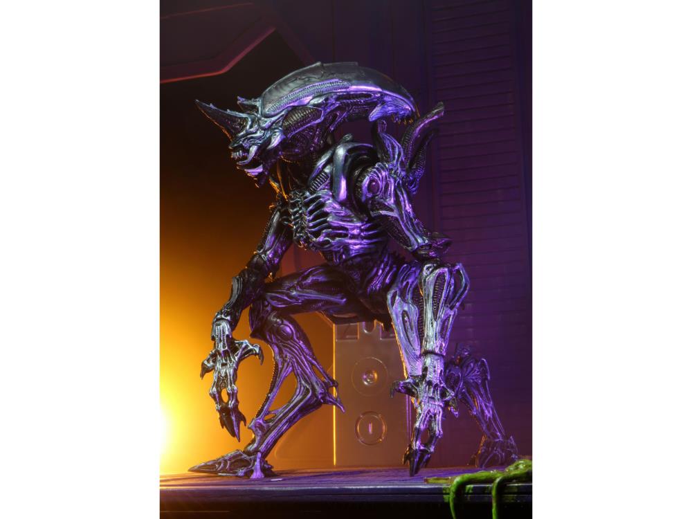 Aliens Ultimate Rhino Alien Figura Neca (Ver. 2)