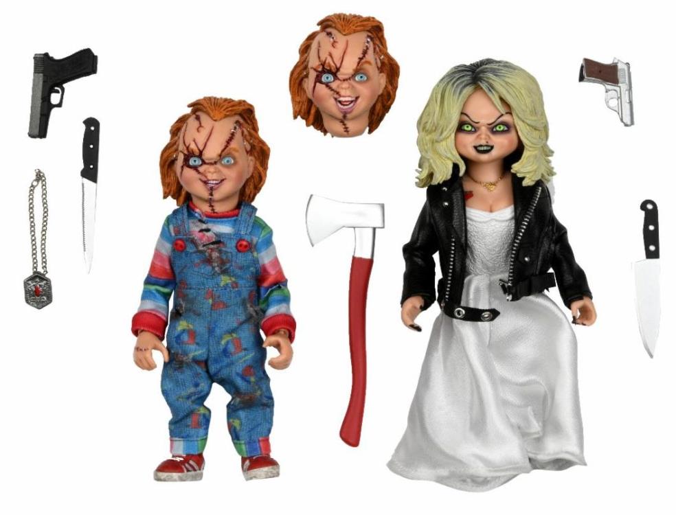 Contenido de la caja Brde of Chucky Clothed Neca