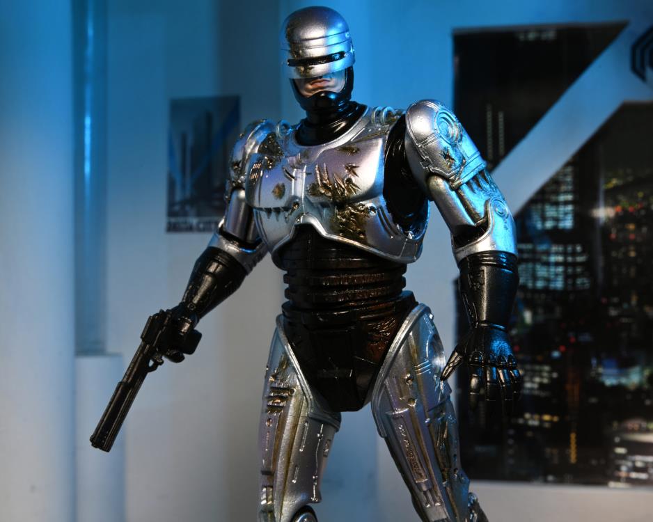 RoboCop Ultimate Battle Damaged RoboCop with Chair Figura Neca