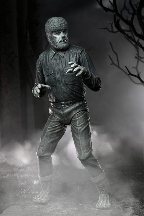 Universal Monsters Ultimate The Wolf Man (Black & White) Figura Neca
