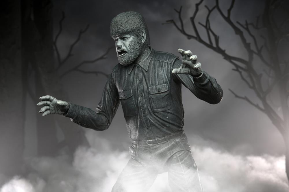 Universal Monsters Ultimate The Wolf Man (Black & White) Figura Neca