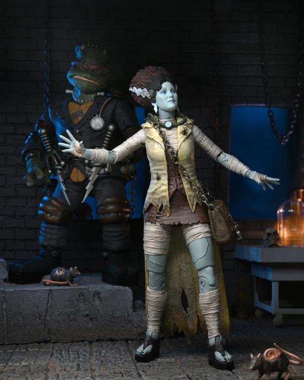 Universal Monsters x TMNT Ultimate April O'Neil as The Bride Of Frankenstein Neca