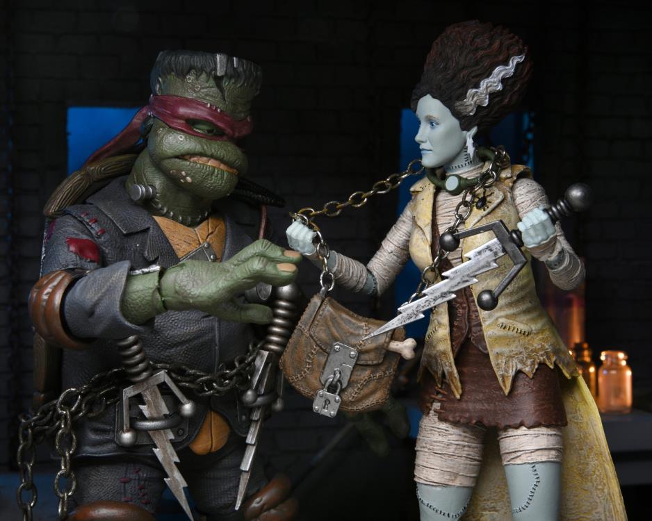 Universal Monsters x TMNT Ultimate April O'Neil as The Bride Of Frankenstein Neca