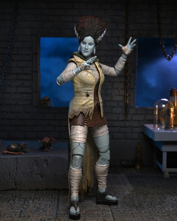 Universal Monsters x TMNT Ultimate April O'Neil as The Bride Of Frankenstein Neca