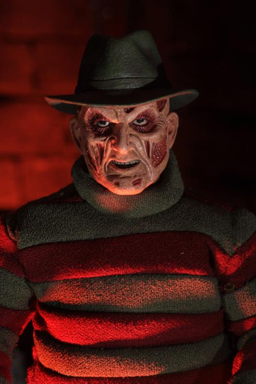Wes Craven's New Nightmare Clothed Freddy Krueger Figura Neca