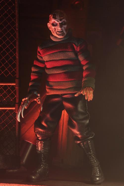 Wes Craven's New Nightmare Clothed Freddy Krueger Figura Neca