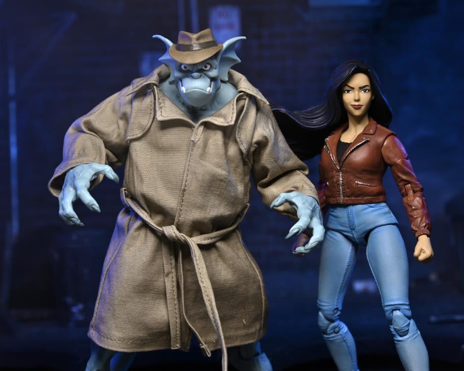 Disney's Gargoyles Ultimate Detective Broadway Silver Falcon (With Closed Wings) Action Figure