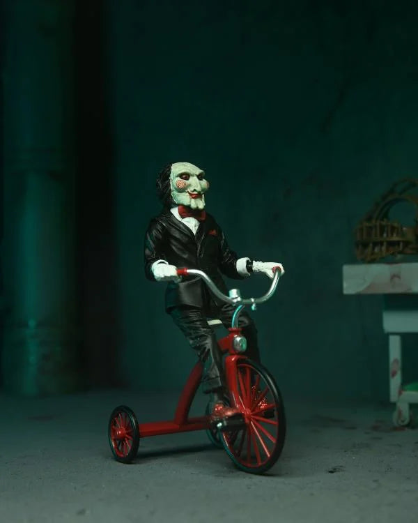 Saw Ultimate Jigsaw Killer (Red Robe) Figura de Acción