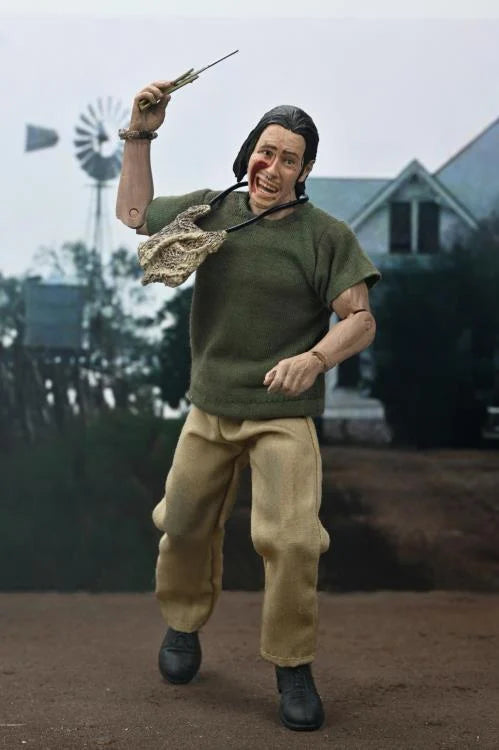 The Texas Chainsaw Massacre 50th Anniversary Hitchhiker Figura Acción Retro (Ropa de Tela)