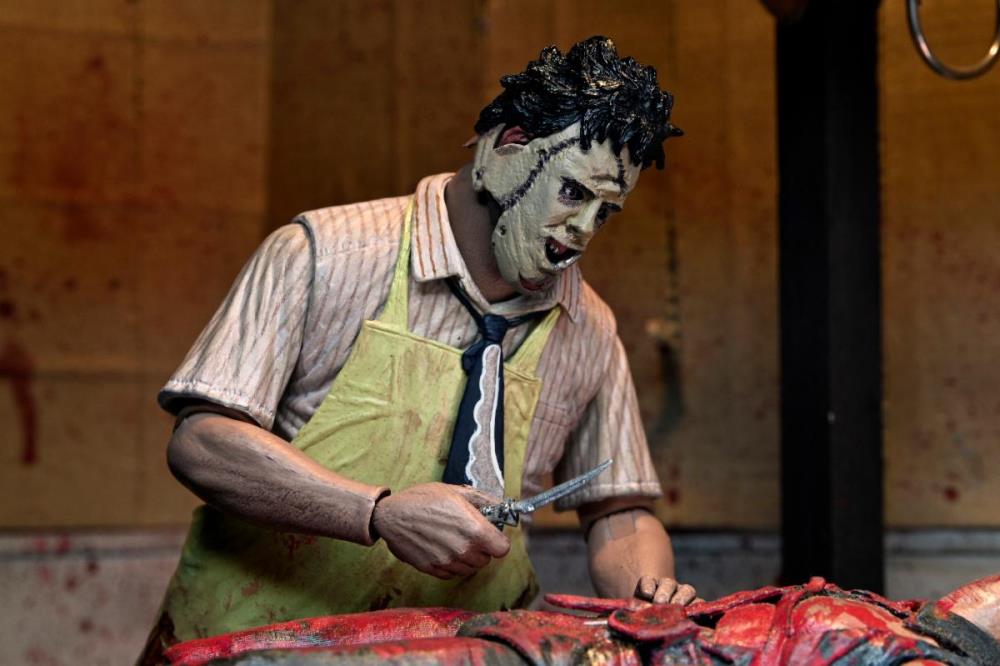 The Texas Chainsaw Massacre Ultimate 50th Anniversary Leatherface Figura de Acción