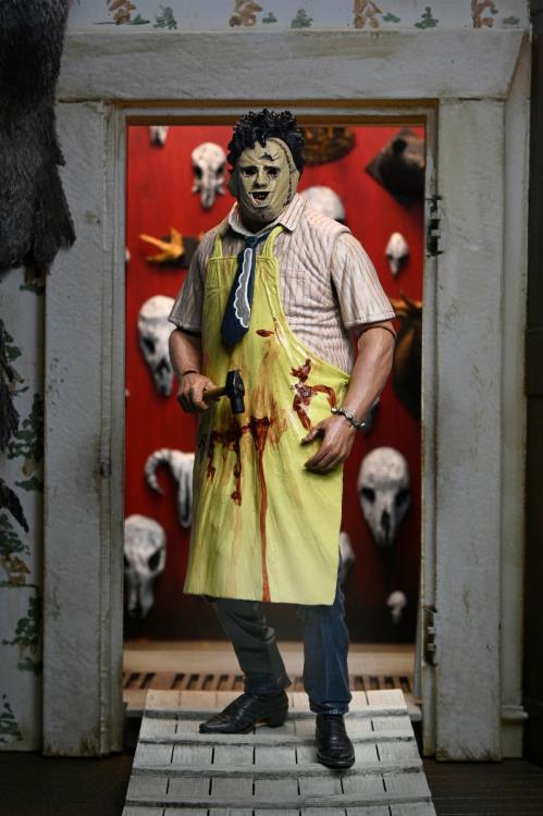 The Texas Chainsaw Massacre Ultimate 50th Anniversary Leatherface Figura de Acción