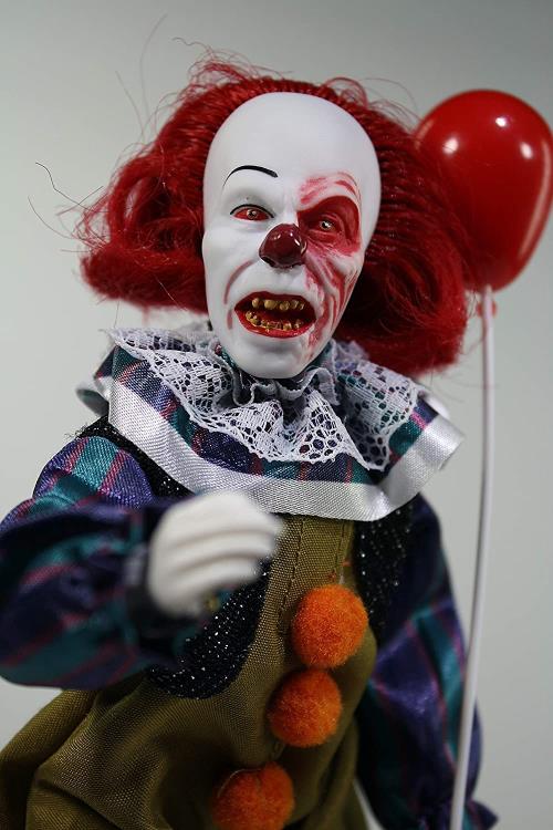 IT (1990) Burnt Pennywise Mego Figura