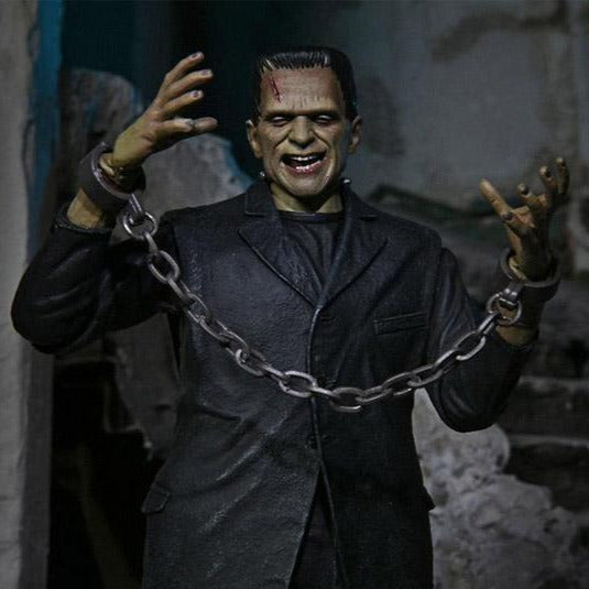 Universal Monsters Ultimate Frankenstein's Monster (Color) Neca